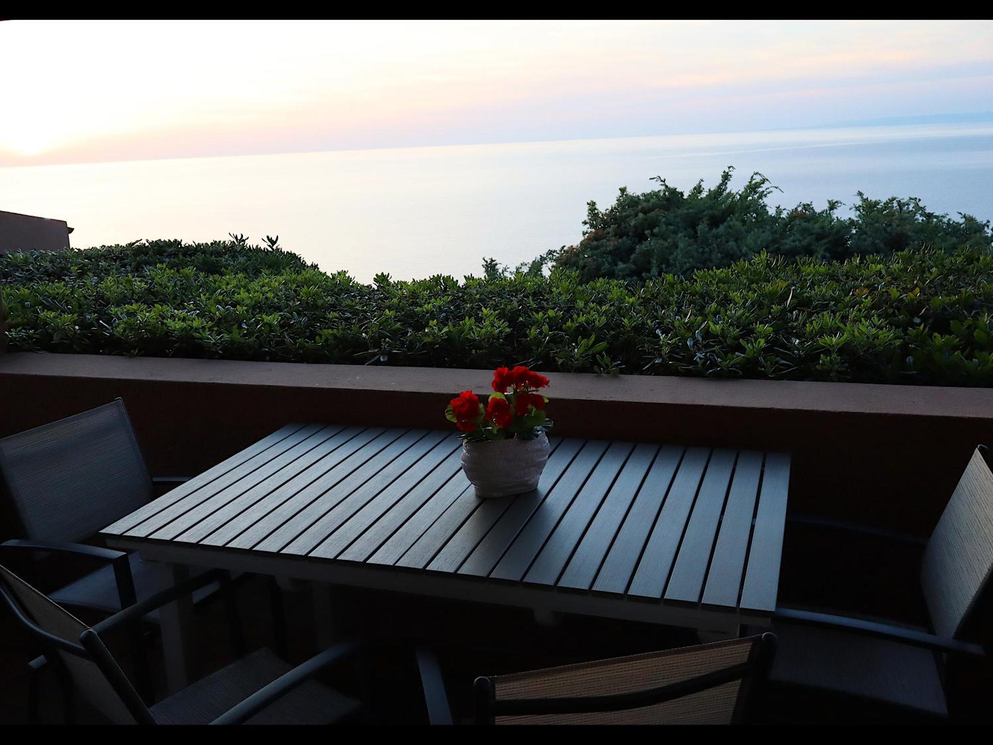 Villino Vista Mare Apartment คอสตาพาราดีโซ ภายนอก รูปภาพ