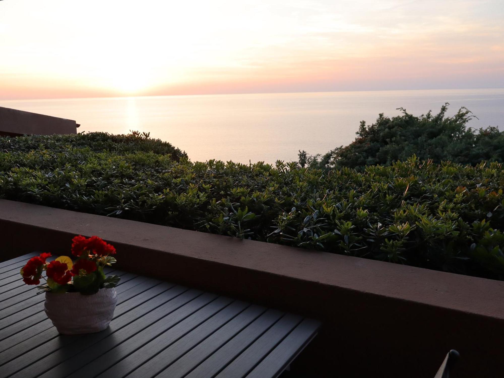Villino Vista Mare Apartment คอสตาพาราดีโซ ภายนอก รูปภาพ